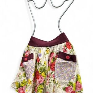 Vintage Matilda Jane skirt with front pockets size L (L7) 12" flat waist X 18" L